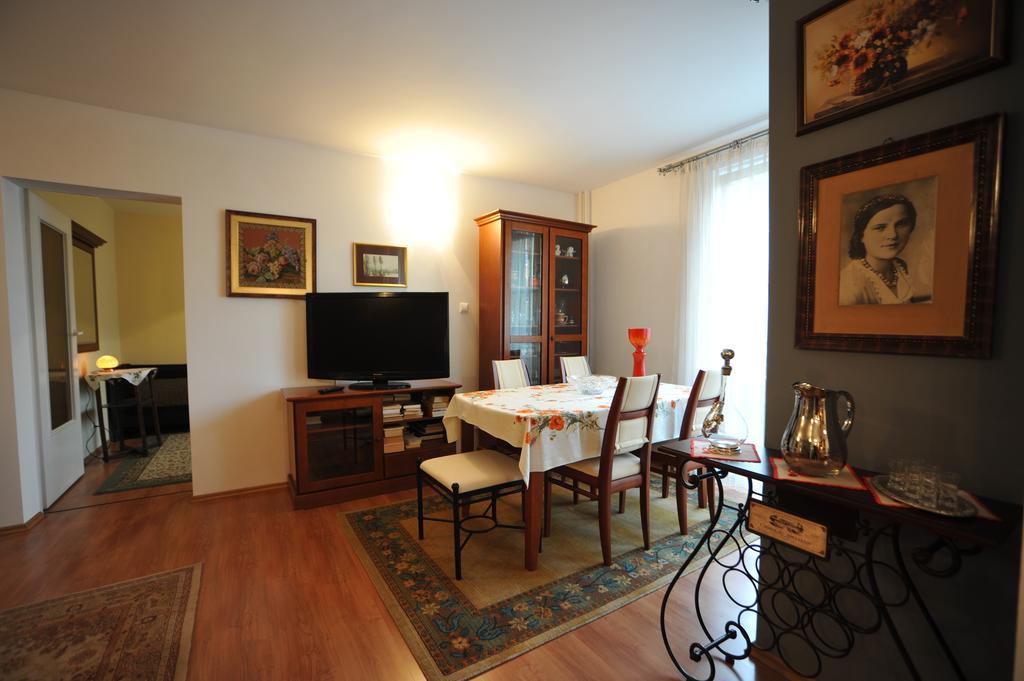 Apartament Tais Wrocław Exteriör bild