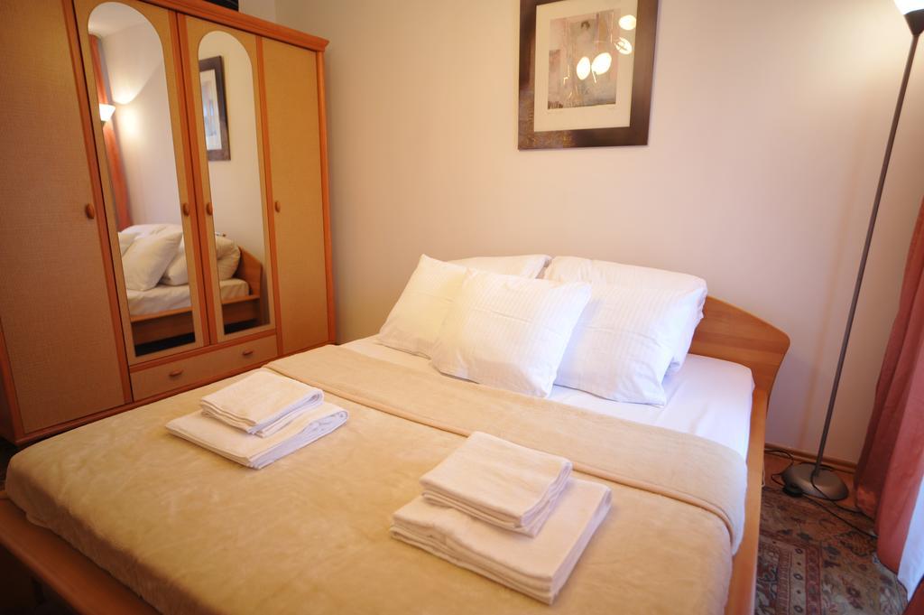 Apartament Tais Wrocław Exteriör bild