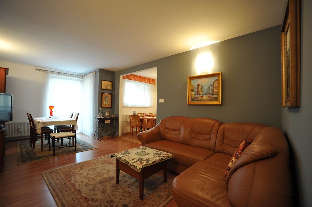 Apartament Tais Wrocław Exteriör bild